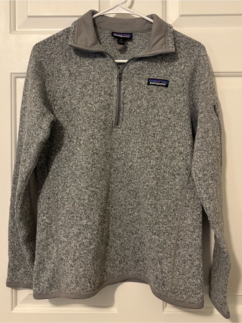 Patagonia Women’s Light Gray Half-Zip Fleece Pullover